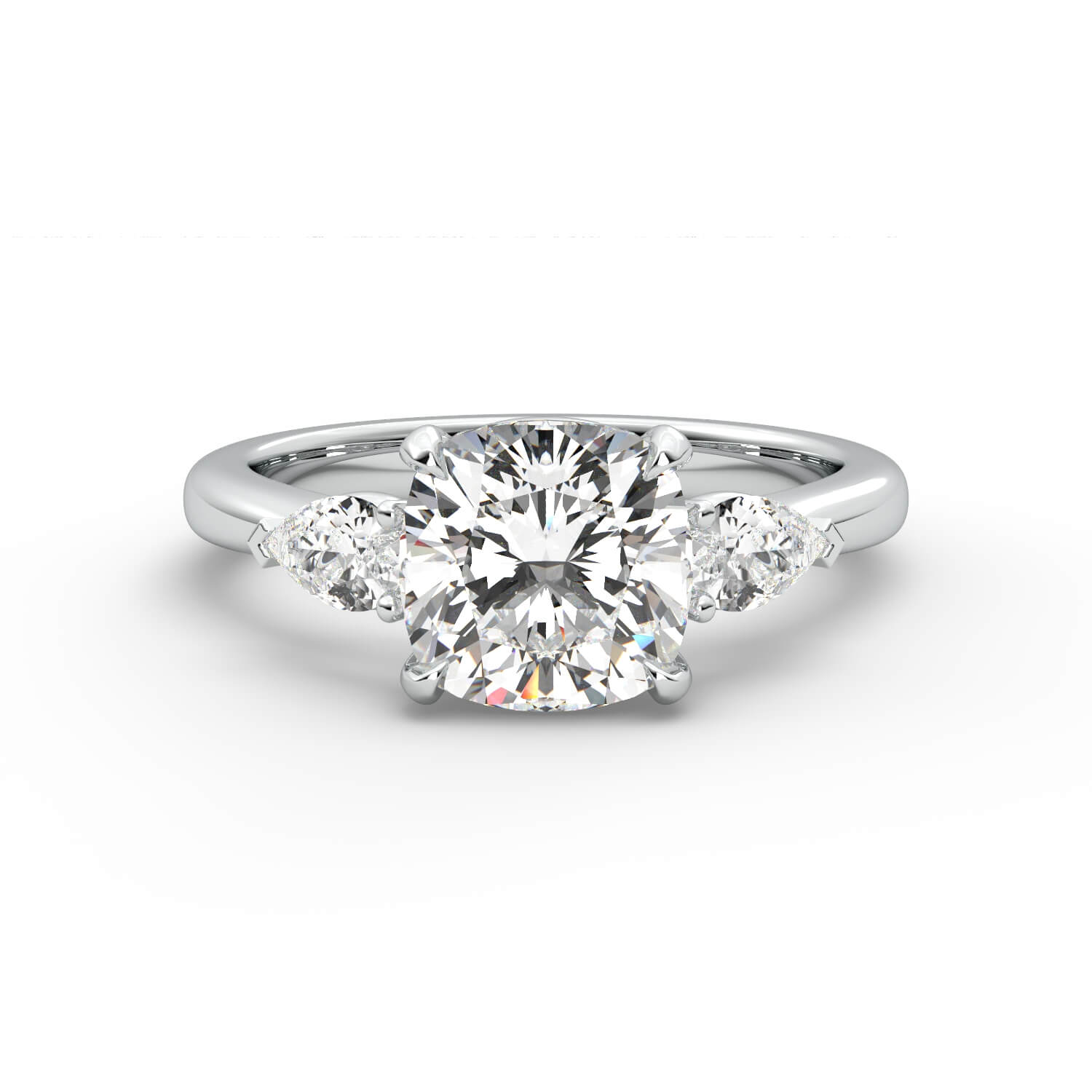 טבעת זהב לבן 14K שלוש אבנים משובץ ביהלום בחיתוך קושן ושני טיפות